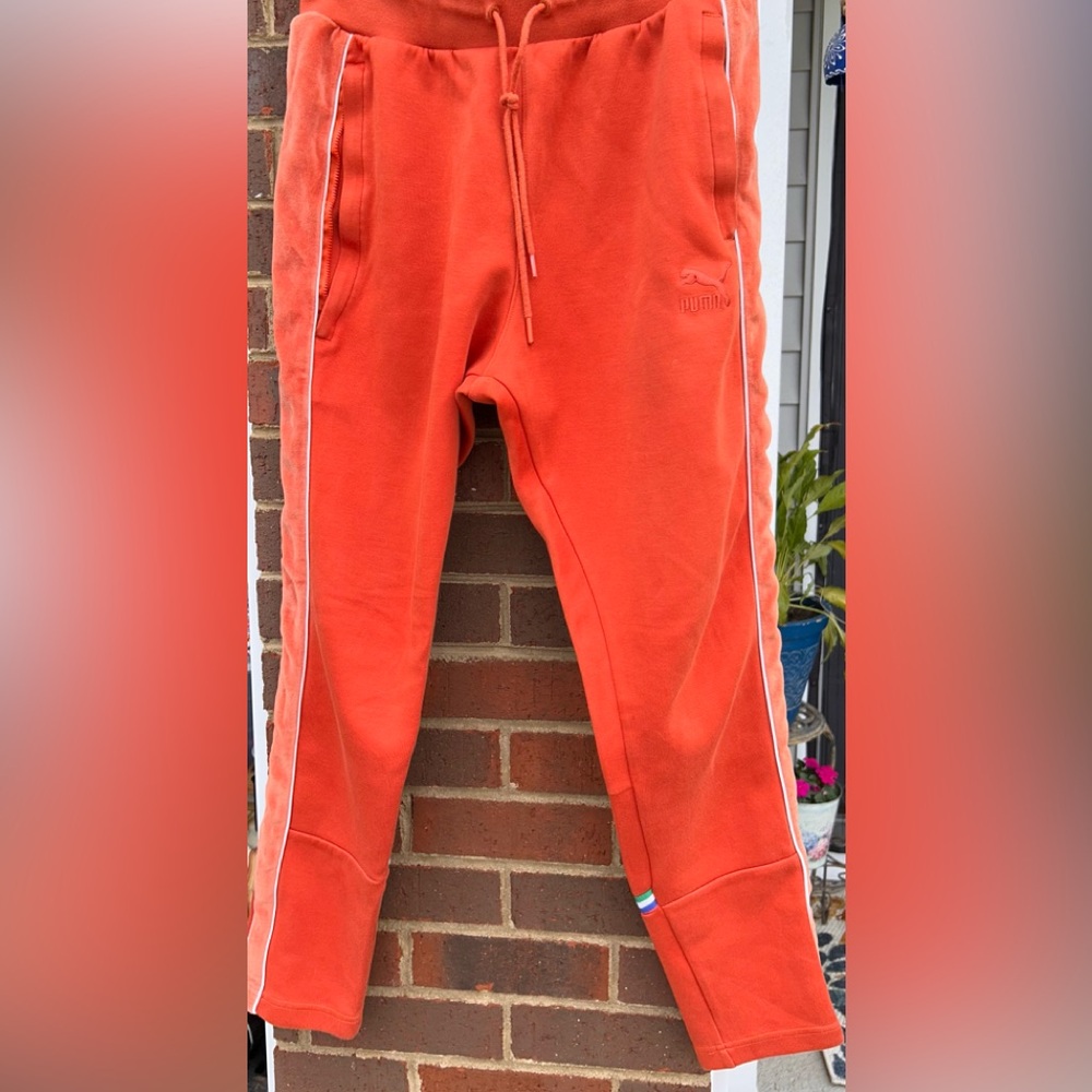Puma Men's Orange Joggers-tracksuits.. funky style SZ MED